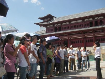 人文社会发展学院