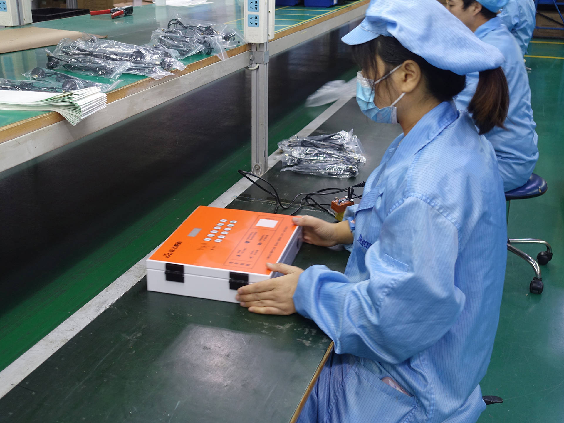 公共电瓶车充电桩进小区,是无用功,还是必然趋势?